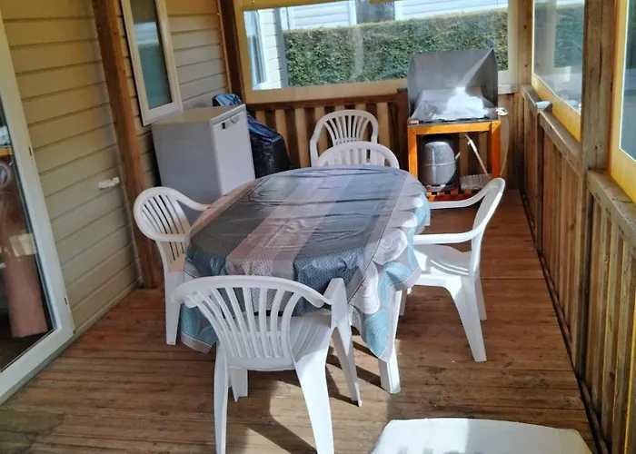 Confort Siblu Les Charmettes אתר קמפינג *